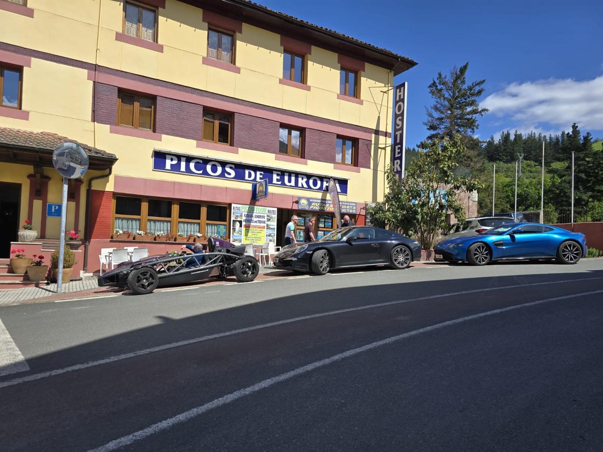 Hosteria Picos De Europa 波特斯 外观 照片