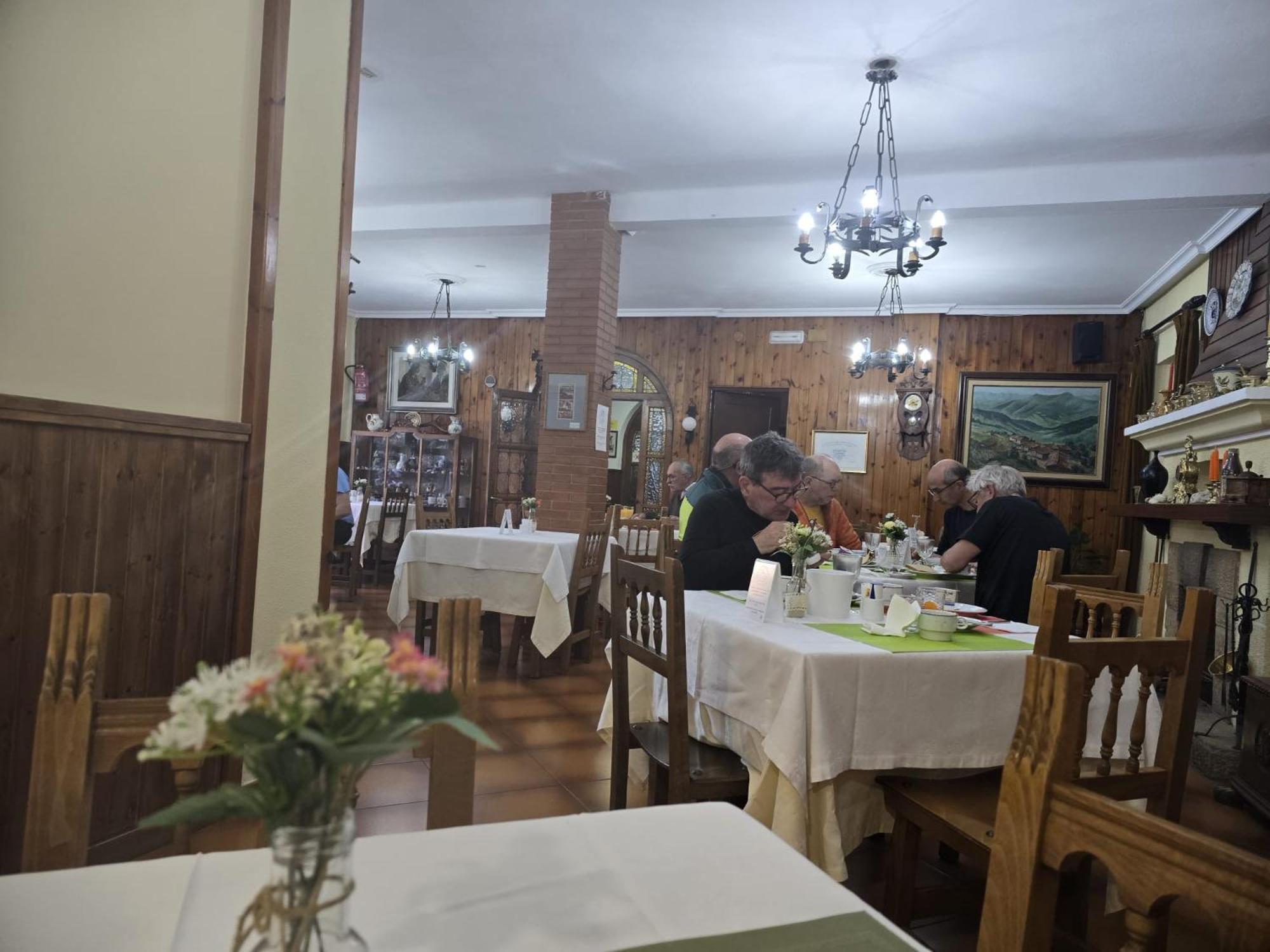Hosteria Picos De Europa 波特斯 外观 照片